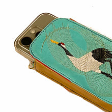 画像をギャラリービューアに読み込む, Animaleco Pouch - Aqua Tsuru