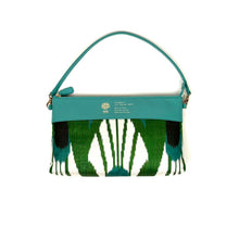 画像をギャラリービューアに読み込む, Ikat Pouch - emerald