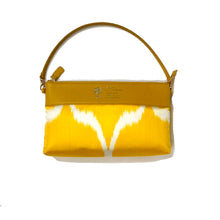 画像をギャラリービューアに読み込む, Ikat Pouch - yellow