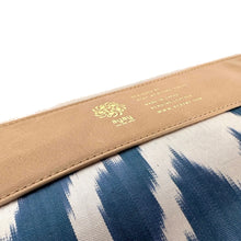 画像をギャラリービューアに読み込む, Ikat Pouch - beige