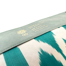 画像をギャラリービューアに読み込む, Ikat Pouch - sky blue