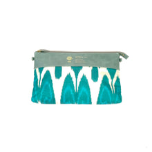 画像をギャラリービューアに読み込む, Ikat Pouch - sky blue