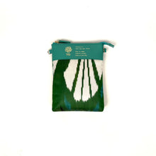 画像をギャラリービューアに読み込む, Ikat Pouch Mini - emerald