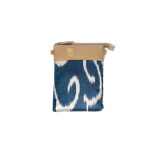 画像をギャラリービューアに読み込む, Ikat Pouch Mini- beige