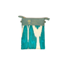 画像をギャラリービューアに読み込む, Ikat Pouch Mini- sky blue