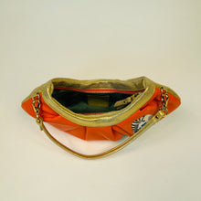 画像をギャラリービューアに読み込む, baby clutch budgerigar - peach gold