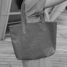 画像をギャラリービューアに読み込む, 220 gram tote bag - olive