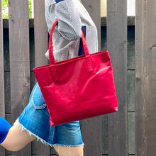 画像をギャラリービューアに読み込む, 220 gram tote bag - cherry red