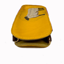 画像をギャラリービューアに読み込む, Animaleco Pouch - Yellow Suffolk
